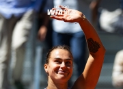 开云体育中国官网-关于世界女子足球赛事上，实力强劲的球员开始脱颖的信息