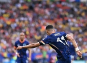 开云官方app入口-关于罗马尼亚险胜斯洛伐克，提前晋级的信息