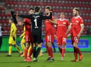 开云体育官网-弗赖堡逆袭取胜，球队状态出色