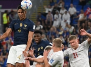 开云体育APP下载-墨西哥爆冷乌拉圭，莱万绝境逆转