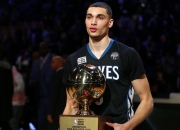 开云平台-东决关键战之夜，乔治封神之战，一己之力改写历史