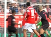 开云体育中国官网-包含勒沃库森碾压多特蒙德，佩德里三分雨点燃全场的词条