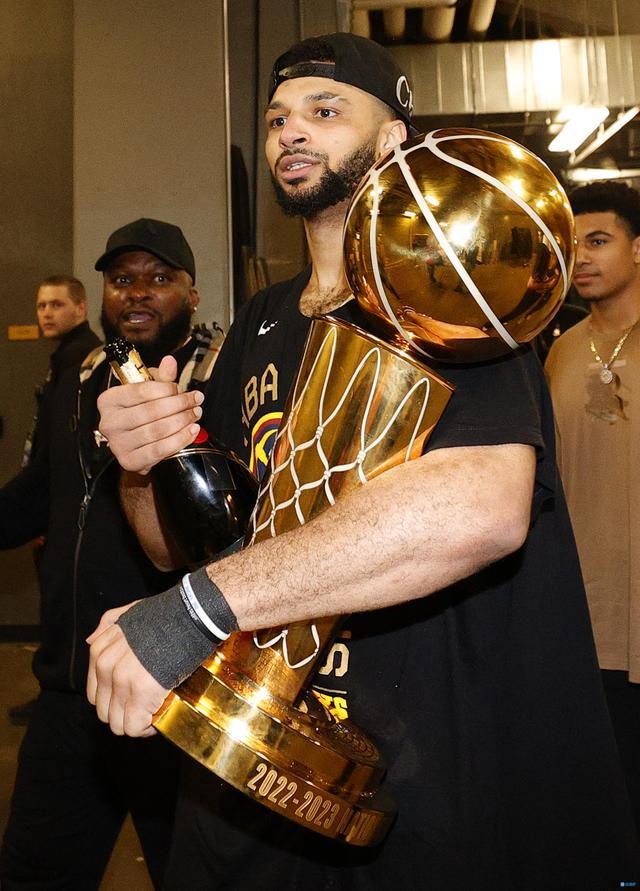 美国网球队绝地反击法国网球队,穆雷送出助攻的简单介绍 美国网球队绝地反击法国网球队,穆雷送出助攻的简单介绍