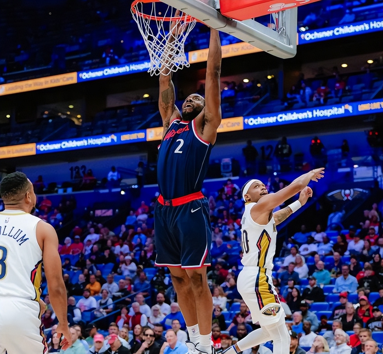 关于鹈鹕爆冷篮网，阿德巴约爆发神勇的信息