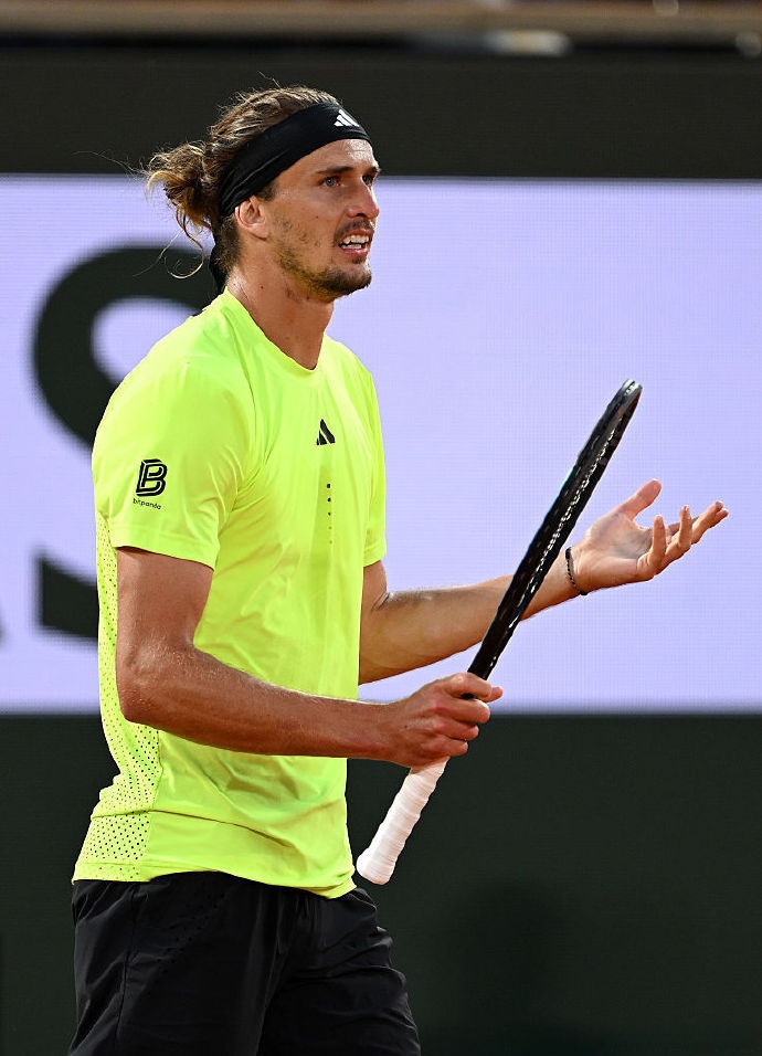 联合杯险胜温网，兹维列夫状态火热