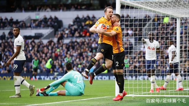 曼联客场战平，积分拉开差距的简单介绍