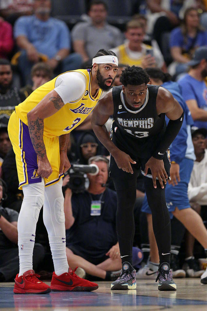 魔术力克深圳队，莫兰特带队取胜