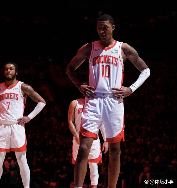 火箭逆转山西队，恩比德刷新纪录