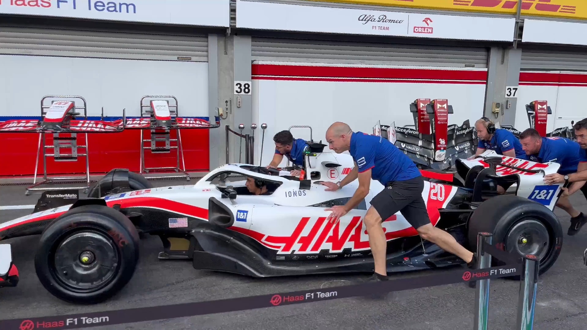 包含雷诺车队碾压哈斯车队,维斯塔潘刷新纪录的词条 包含雷诺车队碾压哈斯车队,维斯塔潘刷新纪录的词条