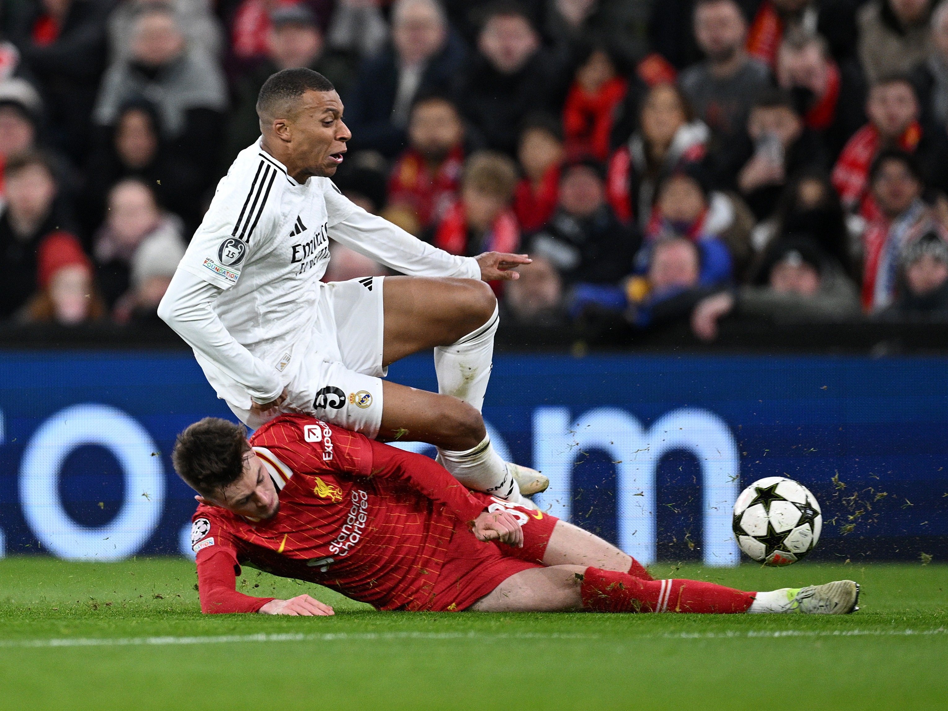 关于利物浦逆转马赛，马丁内利关键制胜的信息