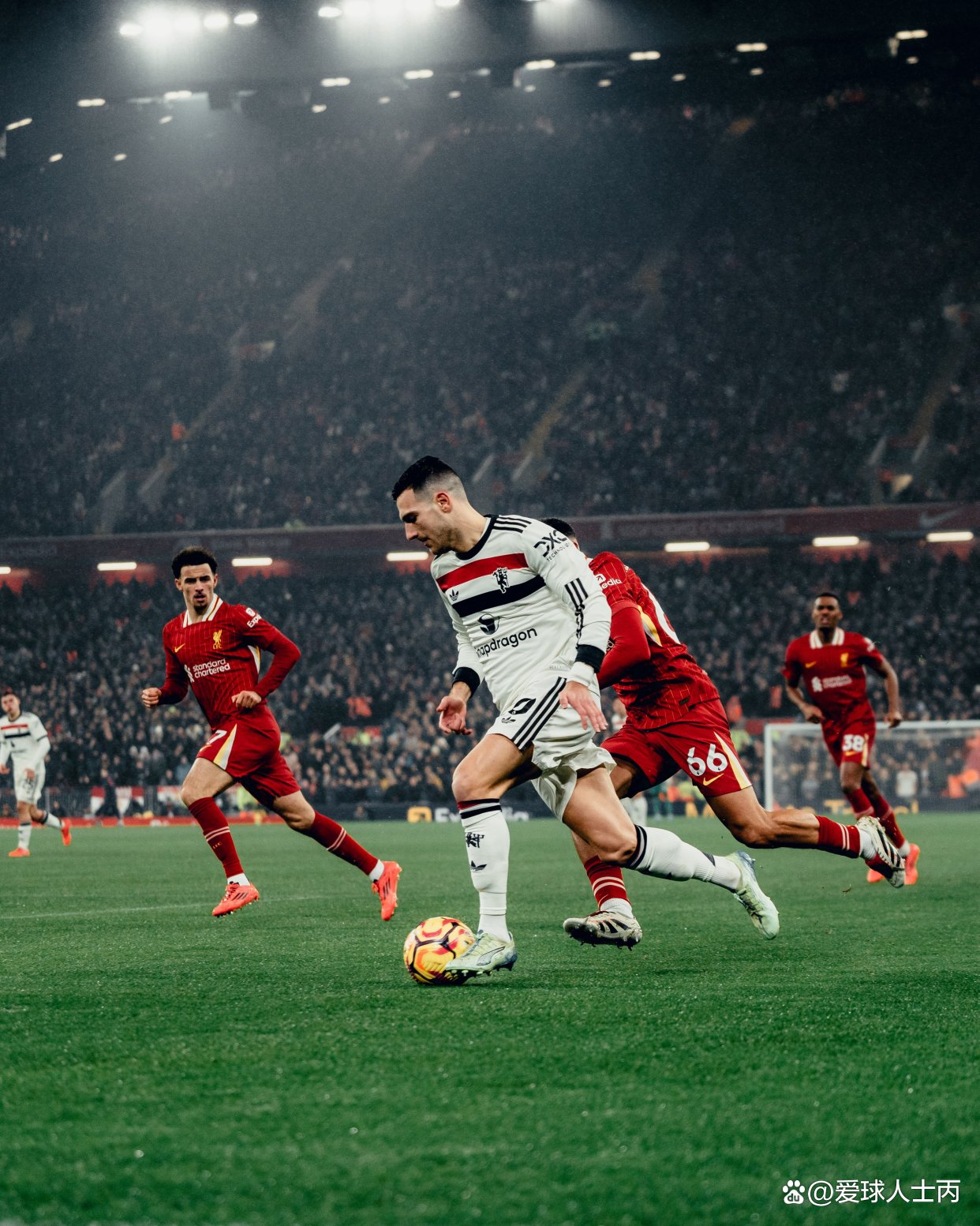 关于利物浦逆转马赛，马丁内利关键制胜的信息