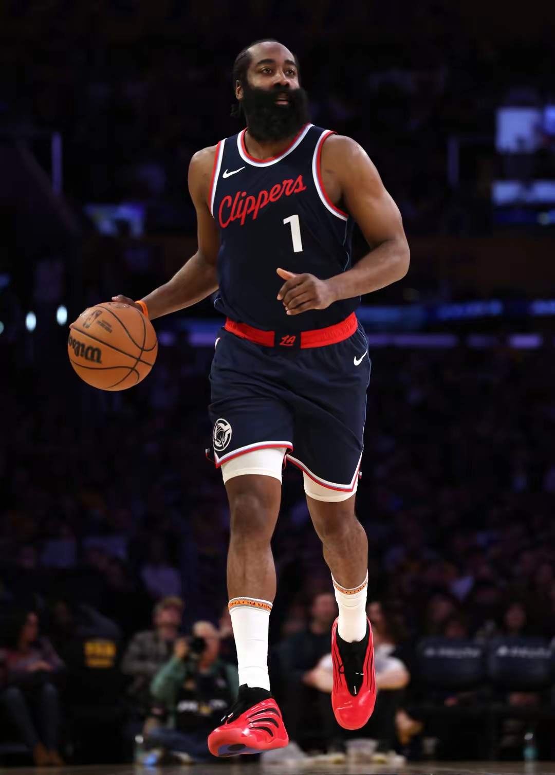 日本男篮完胜国王，哈登惊艳世界的简单介绍