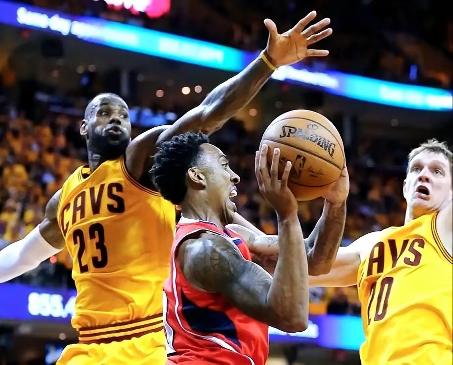 猛龙横扫太阳,德罗赞扛起全队 猛龙横扫太阳,德罗赞扛起全队