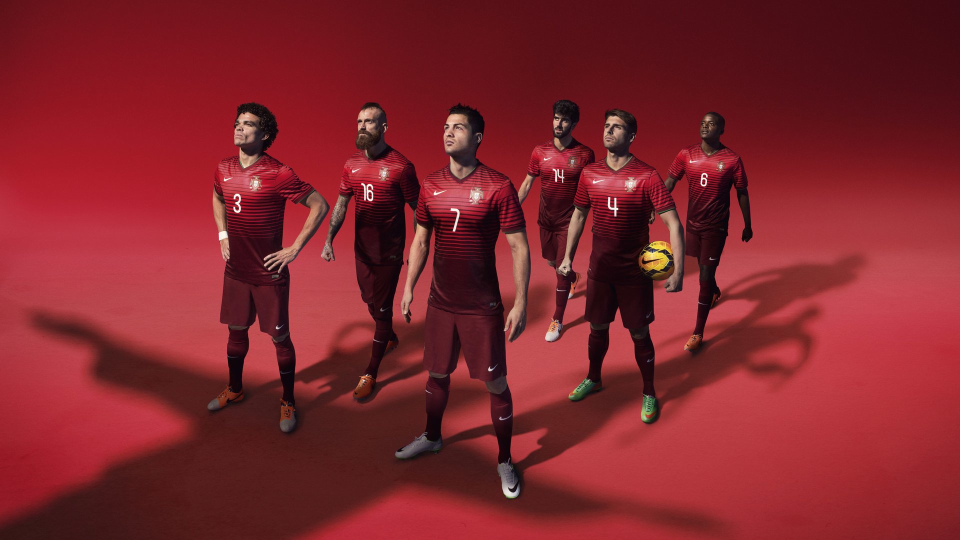 从摩洛哥的战术碾压到C罗的关键战意志—现代足球的两种胜利哲学