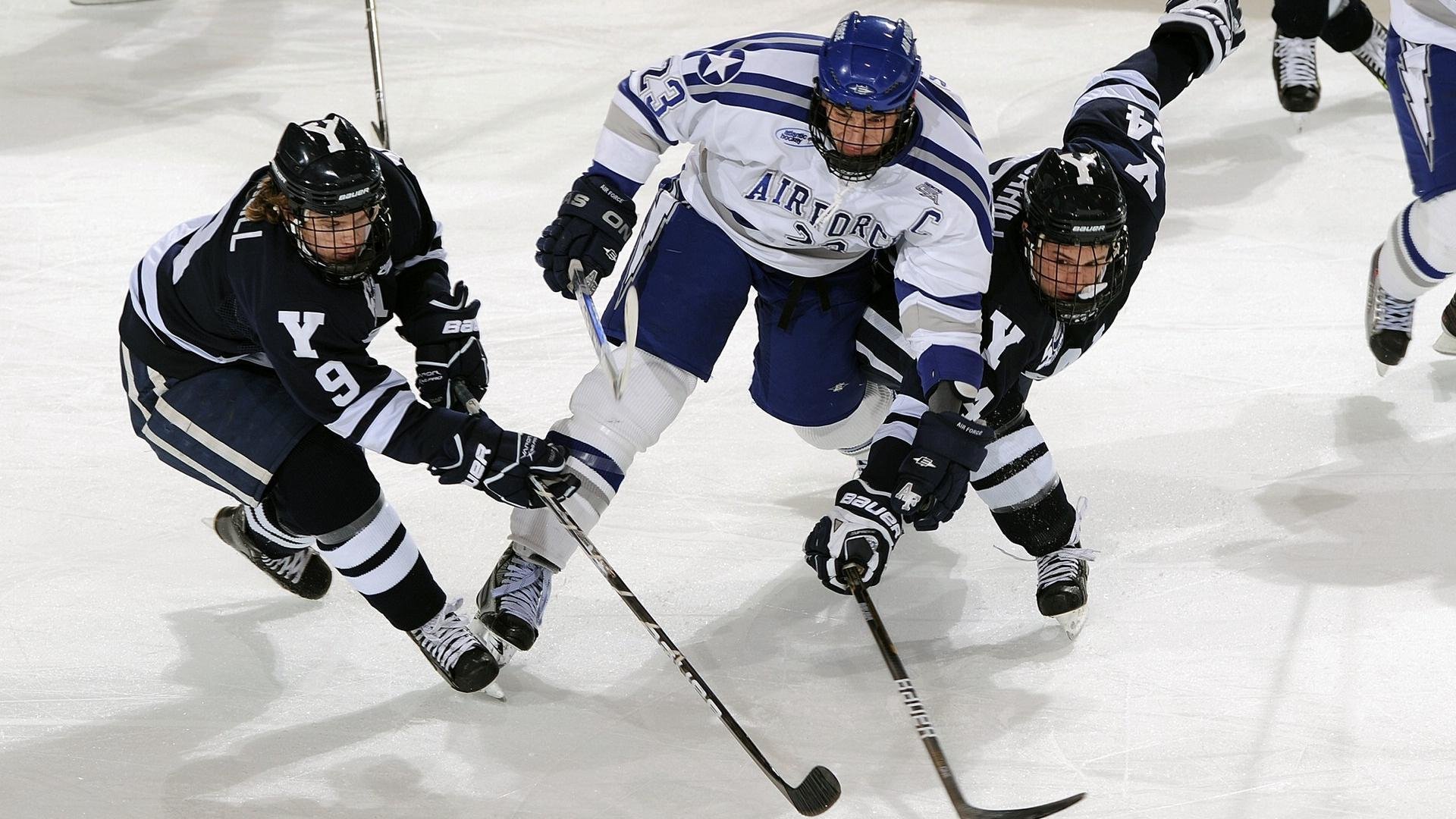 绝杀之夜，马琳扛起全队，当泰国队刺穿中国足球的最后一层铠甲