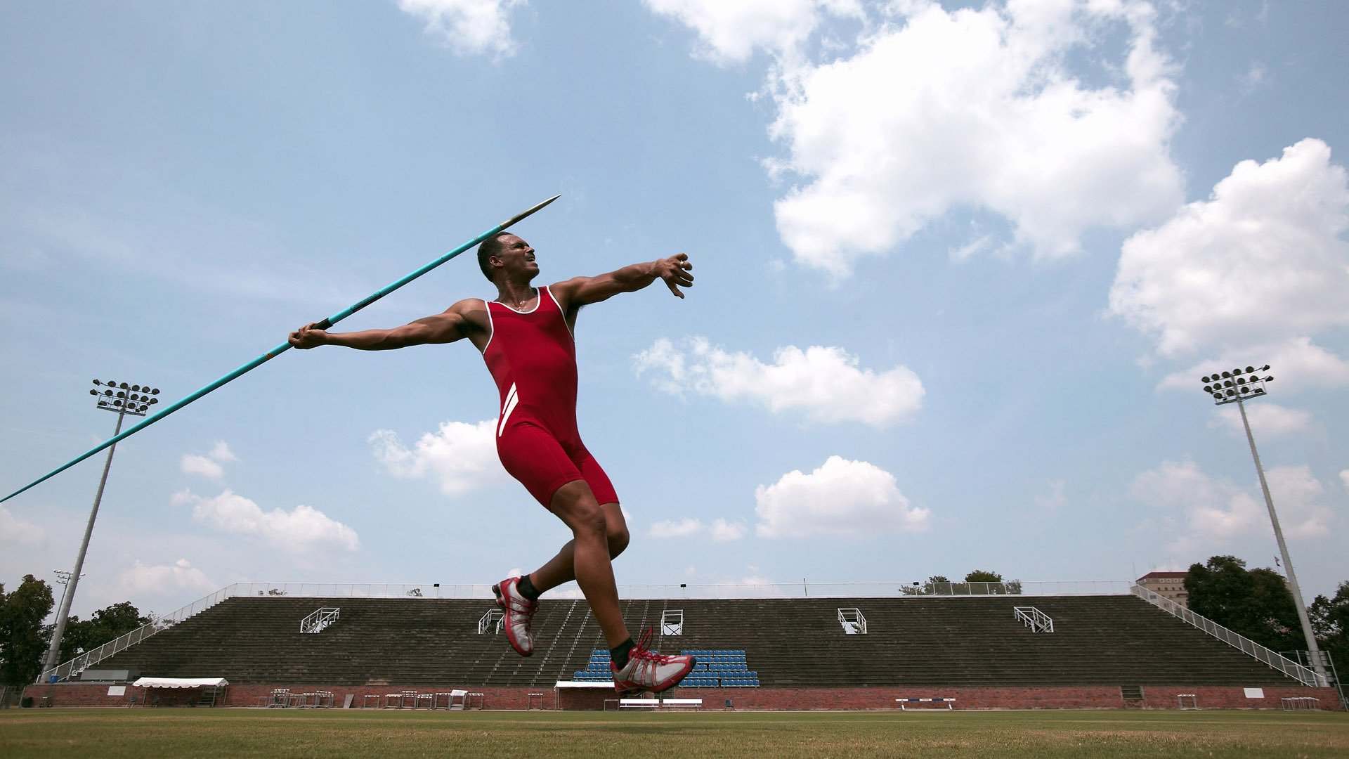 王权不落，勇士王朝的国王与佛祖联手击溃独行侠